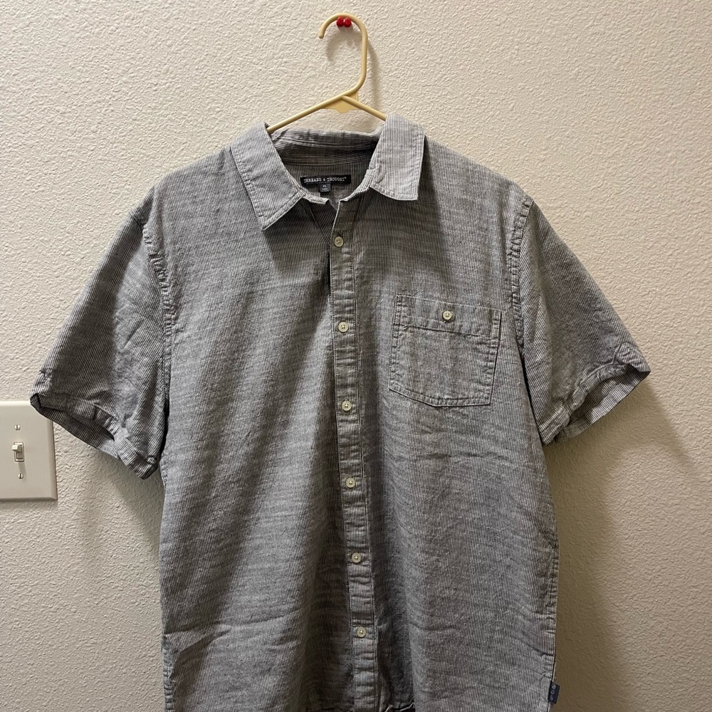 Threads 4 Thought Gray Casual Button Down Shirt